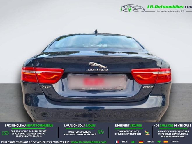 Jaguar XE 180 ch BVM Bleu M�tallique de 2018