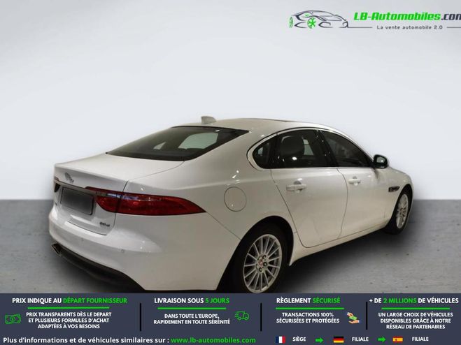 Jaguar XF 180 ch BVA Blanc M�tallique de 2016