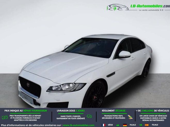 Jaguar XF 180 ch BVA Blanc de 2016