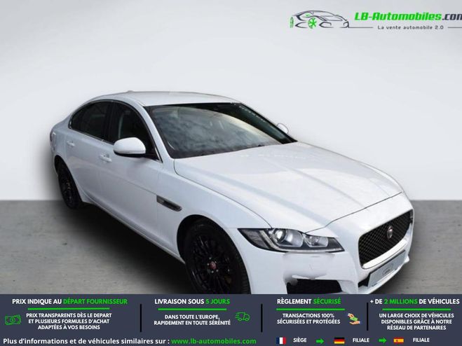 Jaguar XF 180 ch BVA Blanc de 2016