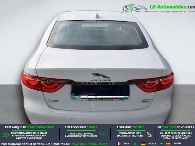 Jaguar XF 180 ch BVA Blanc de 2016