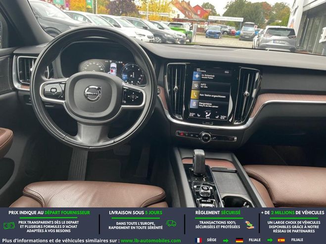 Volvo V60 D4 AWD 190 ch BVA Gris M�tallique de 2021