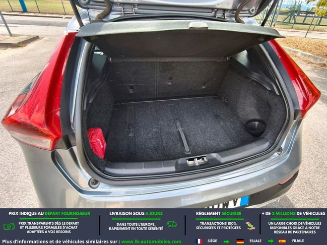 Volvo V40 D2 120 ch BVA Argent� M�tallique de 2018
