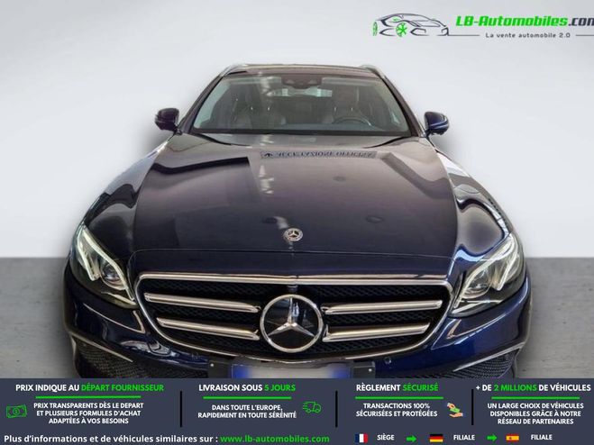 Mercedes Classe E 300 de BVA Bleu M�tallique de 2019