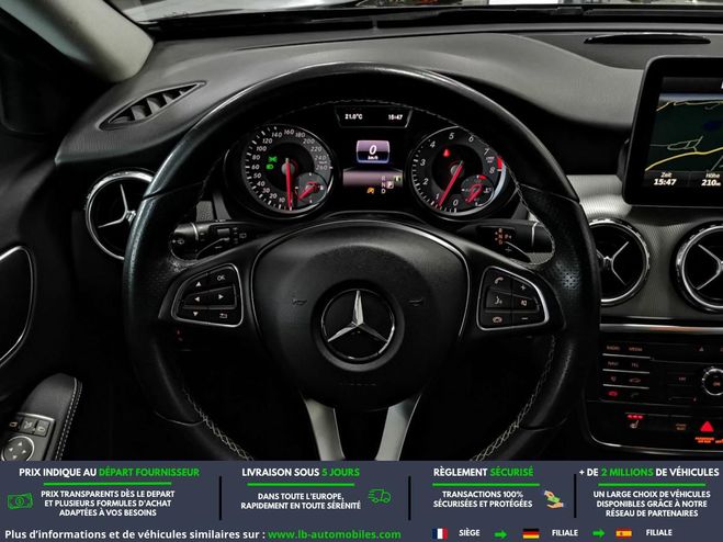 Mercedes Classe GLA 200  BVA Noir M�tallique de 2017