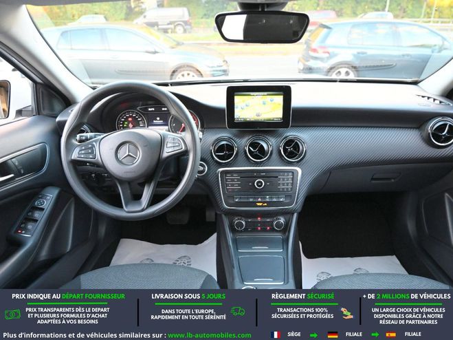 Mercedes Classe GLA 200 d  BVA Blanc de 2018