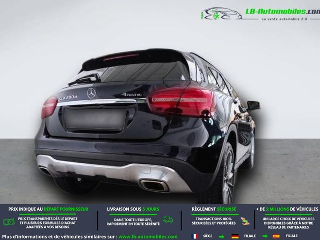 Mercedes Classe GLA 200 d  BVA Bleu de 2018