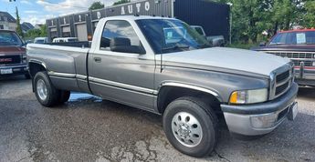  Voir d&eacute;tails -Dodge Ram 3500 dually single cab 8.0 l v10 &agrave; Breteuil (60)