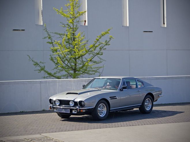 Aston martin V8  Dark Silver de 1977