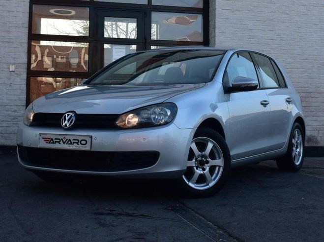 Volkswagen Golf 1.4i Comfortline PDC Carplay Garantie Argent M�tallis� de 