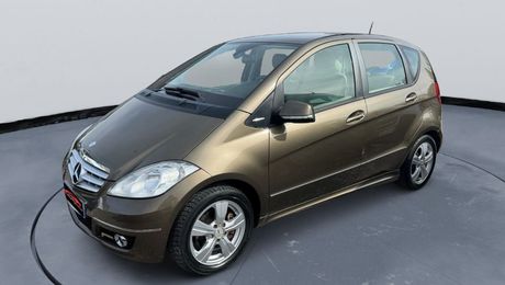Mercedes Classe A Berline (2) 200 CDI Avantgarde CVT 2010 d'occasion a Nevers (58)