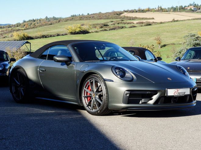 Porsche 911 992 Carrera GTS Cabriolet IMMAT FR / PDK Vert Aventurine M�tallis� de 2024