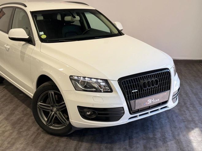 Audi Q5 3.0 TDI 240CV AVUS QUATTRO S-TRONIC/ 1ER Blanc de 2009