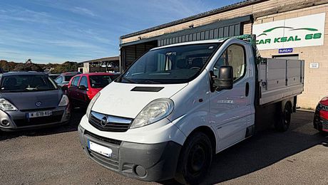 Opel Vivaro FG F2900 M2 CDTI145 PACK CLIM PLATEAU 2006 d'occasion a Wittelsheim (68)