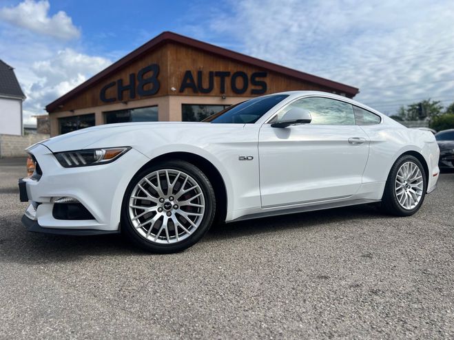 Ford Mustang V8 5.0 GT Fastback pack premium sync 3 1 Blanc de 2017