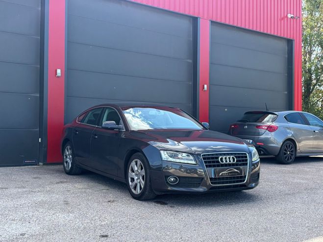 Audi A5 Sportback 2.0 TDI 143 DPF Ambition Luxe  Gris de 2010