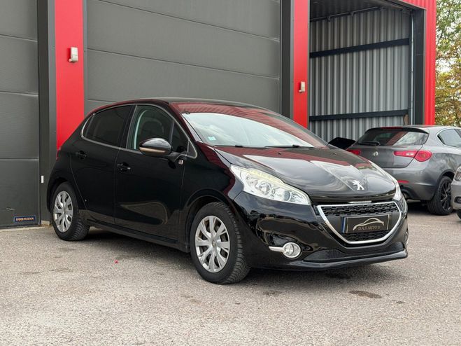 Peugeot 208 1.6 e-HDi 115ch FAP BVM6 Allure Noir de 2013