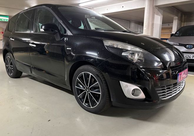 Renault Grand Scenic 2.0 140ch CVT Bose 5pl 09-2011 suivi   v Noir de 2011