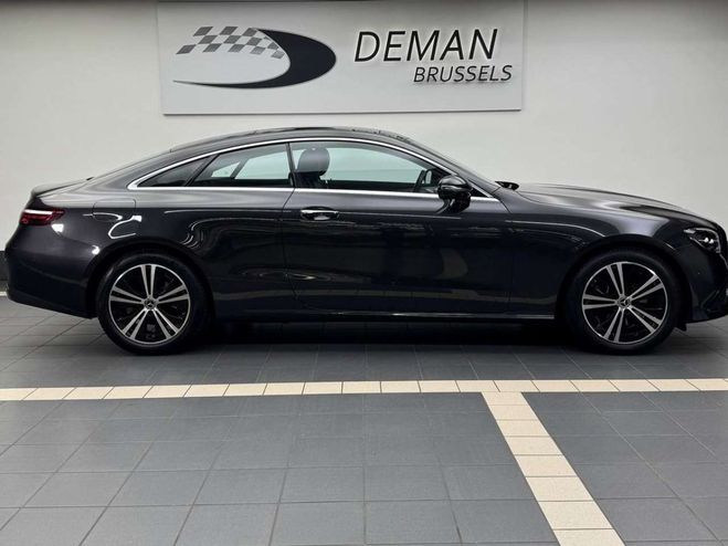 Mercedes Classe E 200 Coup� Avantgarde TO panoramique Cui  Gris M�tallis� de 