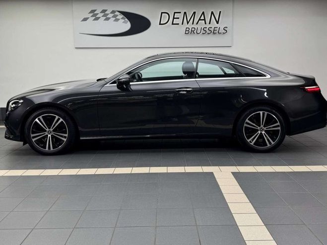 Mercedes Classe E 200 Coup� Avantgarde TO panoramique Cui  Gris M�tallis� de 