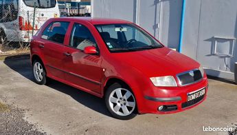  Voir d&eacute;tails -Skoda Fabia 1.4 16V 75CV BVA &agrave; Cournon-d'Auvergne (63)