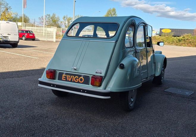 Citroen 2 CH 2 CV 6 Club restauration compl�te avec d Autre de 1981