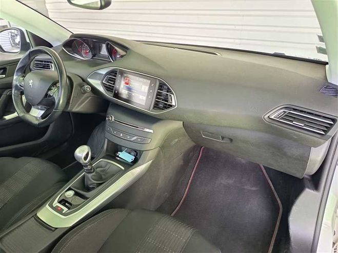 Peugeot 308 1.6 BlueHDI 120 FAP Allure Pack Blanc de 2017