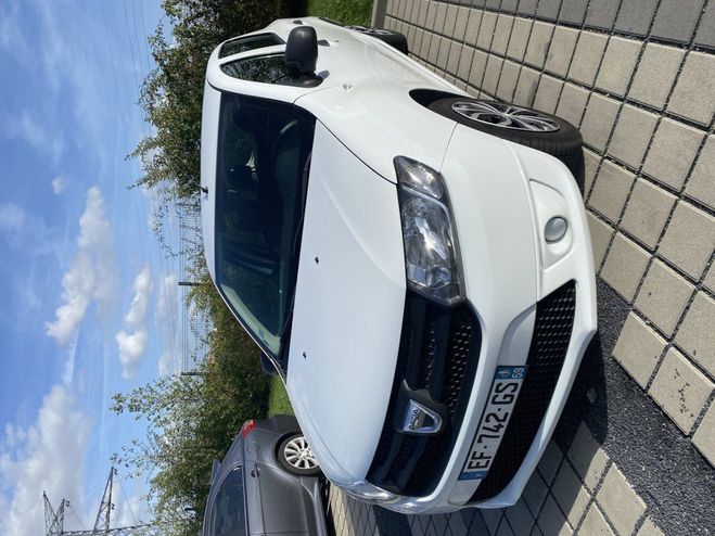 Dacia Sandero 1.2 16V 75CH MUSIC EURO6 Blanc de 2016