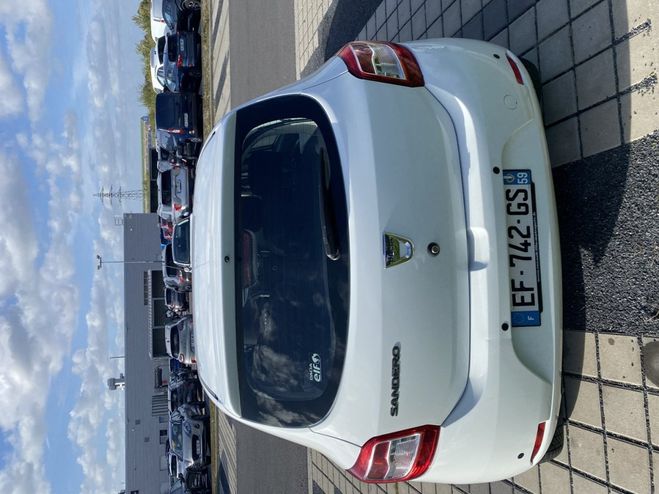 Dacia Sandero 1.2 16V 75CH MUSIC EURO6 Blanc de 2016