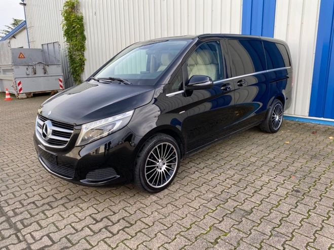 Mercedes Classe V Mercedes-Benz V250 190 4Matic Avantgarde Noire de 2017