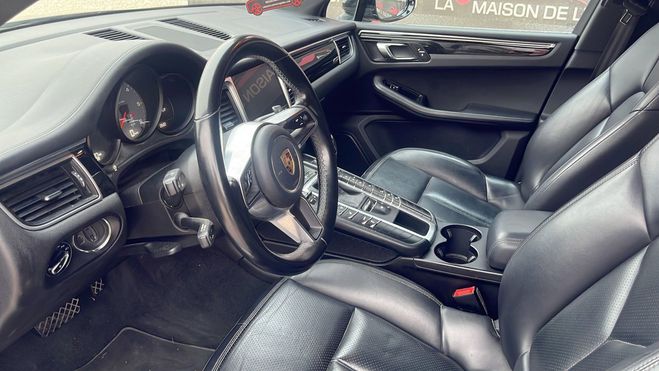 Porsche Macan   NOIR de 2016