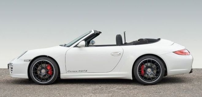 Porsche 911 997 Carrera 4 GTS Cabrio/ garantie blanc de 2000