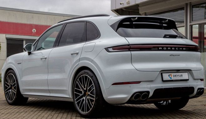 Porsche Cayenne E-Hybrid SportDesign Matrix Pano blanc de 2024