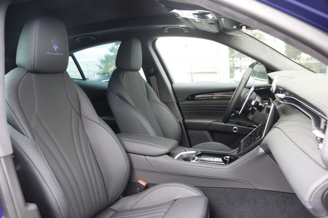 Maserati Grecale S�rie Prima GT Hybride �dition Sp�ciale bleu de 2000