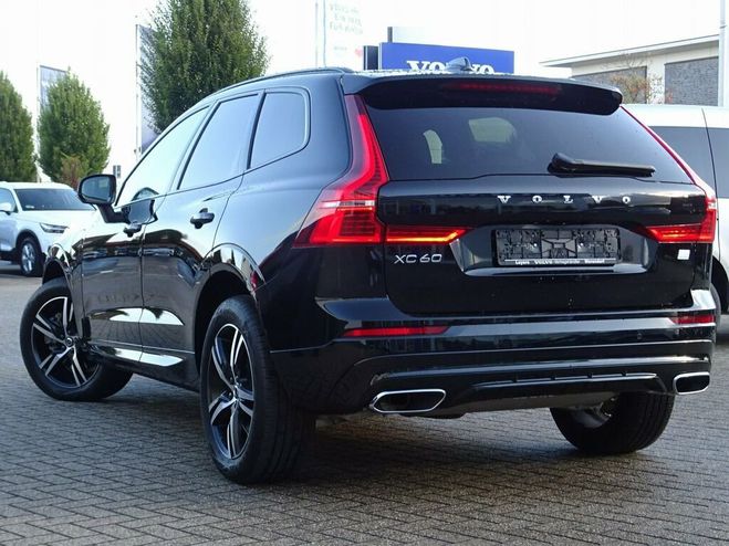 Volvo XC60 Recharge T8 R-Design Pano noir de 2021