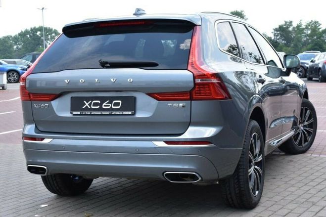 Volvo XC60 T8 * Inscription * 360 � LUFT * PANO * 1 gris metal de 2019