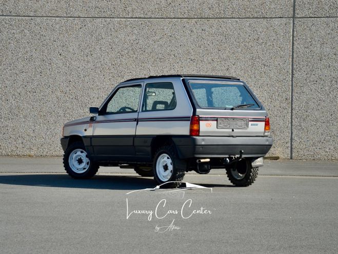 Fiat Panda 4x4 STEYR-PUCH gris m�tallis� / noir satin� de 1984