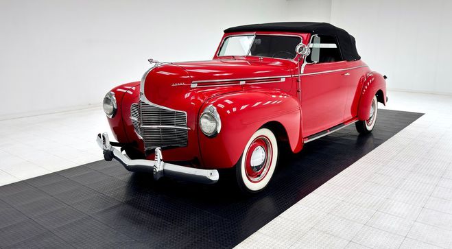 Dodge Luxury Liner Series D14 Convertible Coupe Rouge de 1940