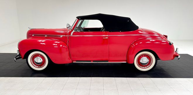 Dodge Luxury Liner Series D14 Convertible Coupe Rouge de 1940