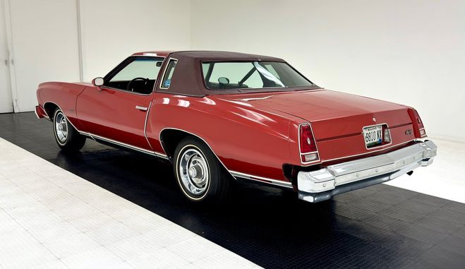 Chevrolet Monte Carlo Hardtop Rouge de 1976