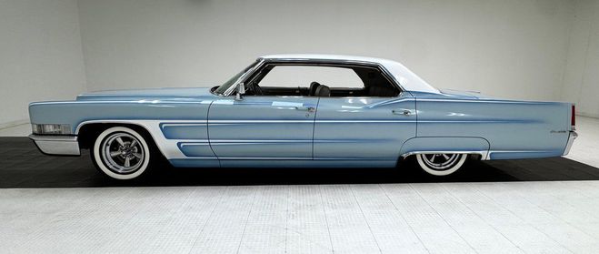 Cadillac Sedan DeVille 4 Door Hardtop Bleu de 1969