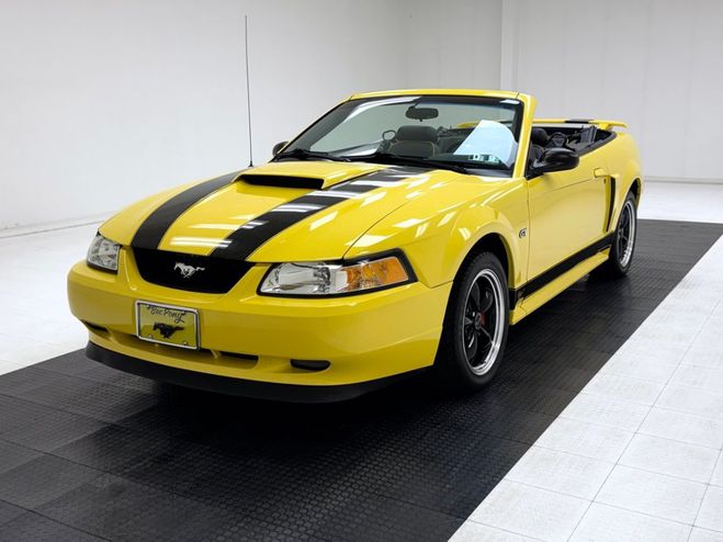 Ford Mustang GT Convertible Jaune de 2003