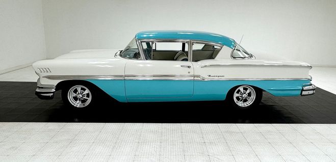 Chevrolet Biscayne 2 Door Sedan Turquoise de 1958