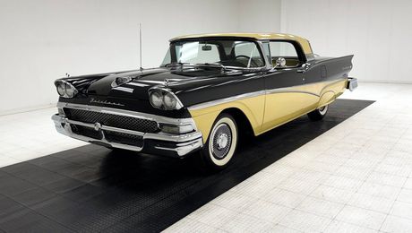 Ford Fairlane 500 Skyliner 1958 d'occasion a Paris (75)