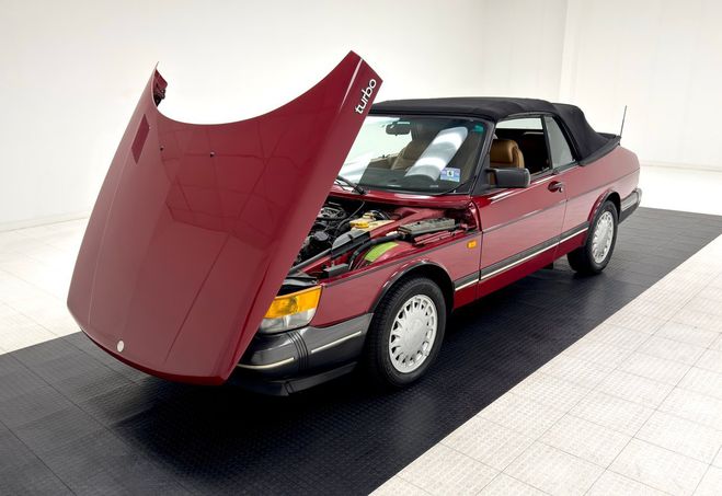 Saab 900 Turbo Convertible Rouge de 1988