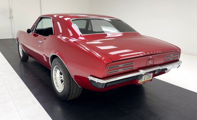 Pontiac Firebird Hardtop Rouge de 1967