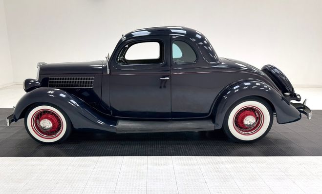Ford Model 48 V8 Series 5 Window Coupe Bleu de 1935