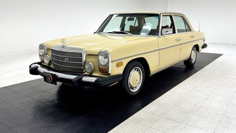 Mercedes 300 300D Sedan 1975 d'occasion a Paris (75)
