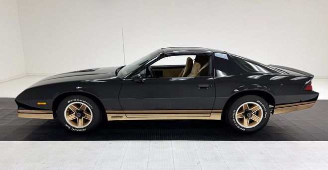 Chevrolet Camaro Z28 Coupe Noir de 1983