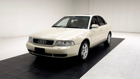 Audi A4 Sedan 1998 d'occasion a Paris (75)
